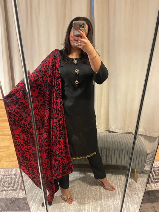 Black Marina suit with black and red palachi shawl